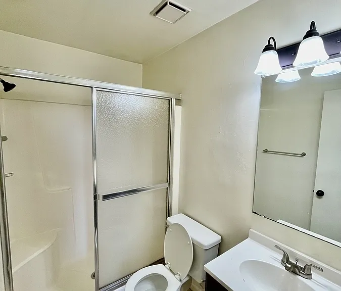 1823 SW Santa Barbara Pl #1823 — Photo 17