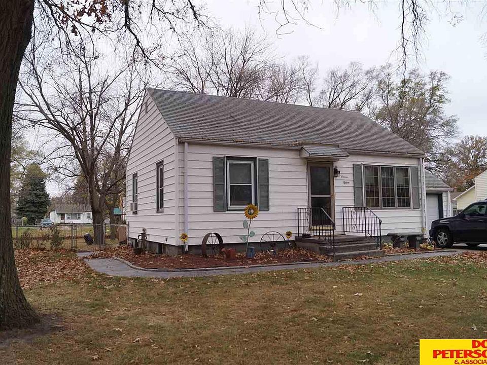 1st image of 1115 N Somers Ave
