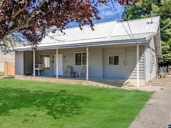 1291 46th Ave, Sweet Home, OR 97386