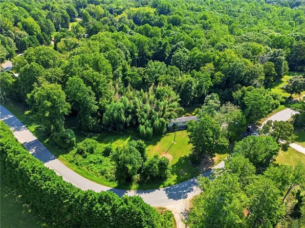 5425 Lawson Robinson Rd, Gainesville, GA 30506