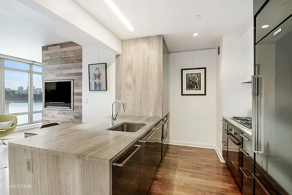 Rented by Corcoran | media 9
