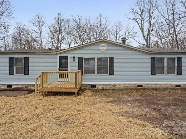 2464 Puetts Chapel Rd, Bessemer City, NC 28016