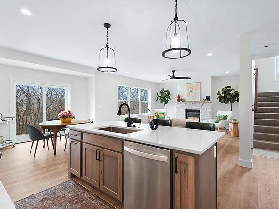 5th image of 6774 Saint Marie Ct