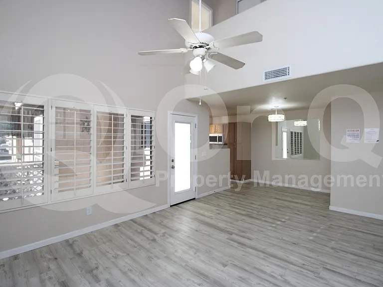 1633 E Lakeside Dr #85 — Photo 4