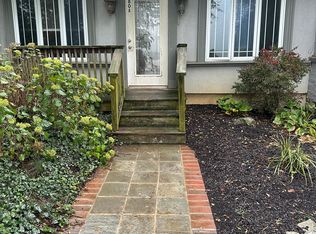 180 Green Acre Rd, Lititz, PA 17543