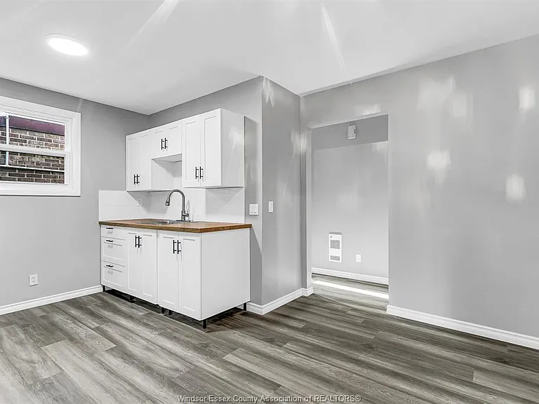 9020 Conway Ct — Photo 14