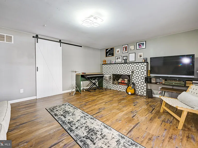 325 Juniper Dr — Photo 24