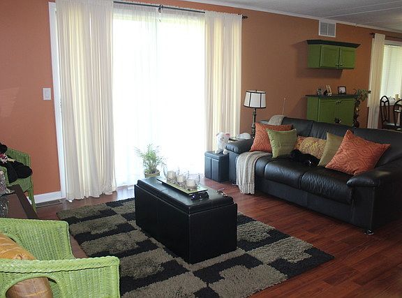2nd image of 1110 Westover Ln Unit 1D