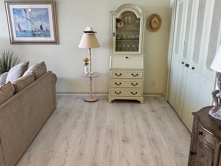 5200 N Ocean Blvd #506 — Photo 10