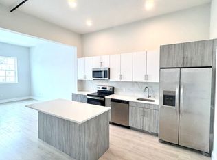 207 N Front St #204, Allentown, PA 18102