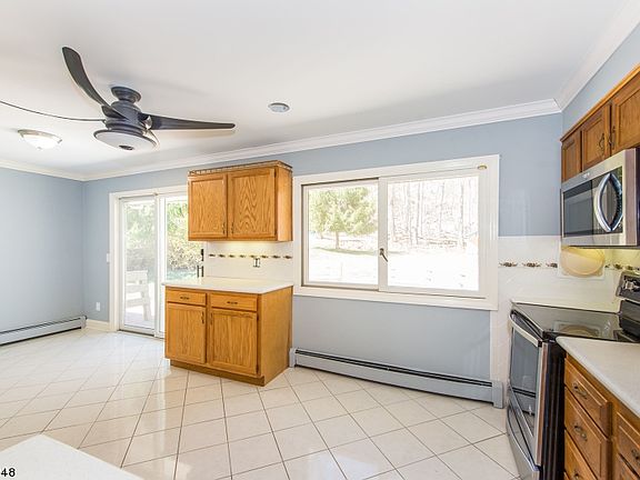 5th image of 28 Panorama Dr