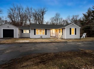 663 Danielson Pike, Scituate, RI 02857
