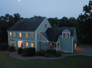 25 Woodman Rd, Amesbury, MA 01913