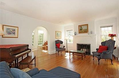 4th image of 79 Cooper Ln