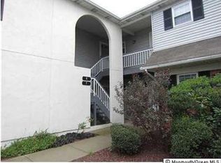 7 Lindsey Cir, Old Bridge, NJ 08857