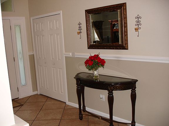 4th image of 8984 Bridgecreek Dr