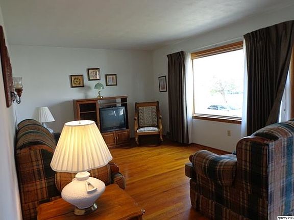 Home for Sale in Quincy, IL $109,900