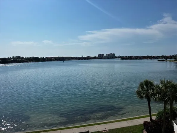 7932 Sailboat Key Blvd S APT 304, South Pasadena, FL 33707