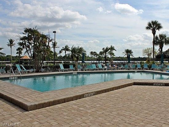 3rd image of 16250 Bay Pointe Blvd APT I104