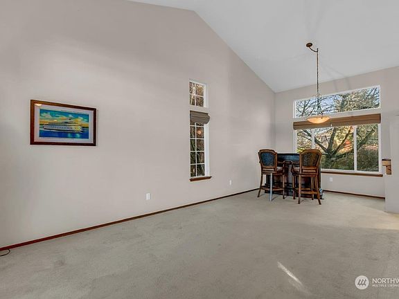 5th image of 1610 56th Court SE