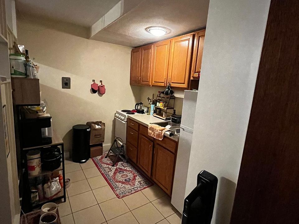 1st image of 30-32 Westland Ave #4A