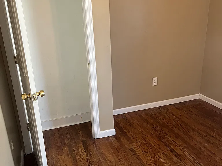 82 Girard Ave #2 — Photo 15