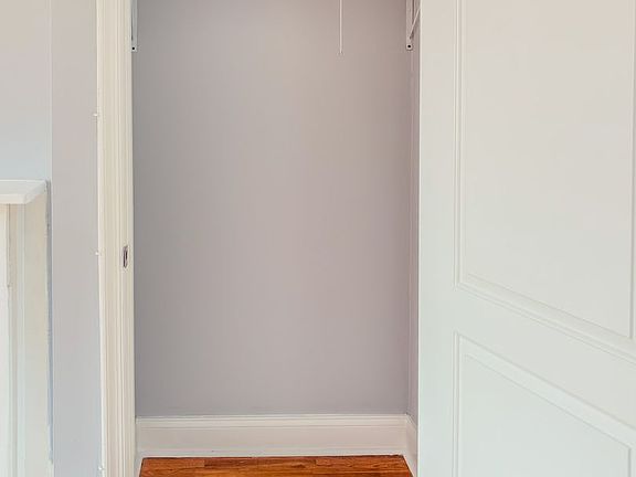 4th image of 205 E Preston St Unit 3