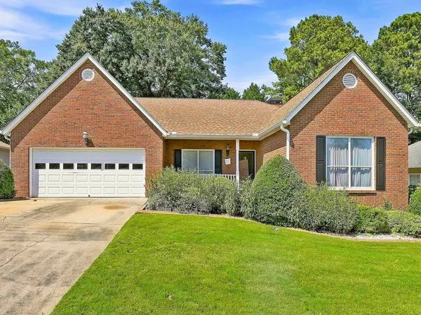250 Brittany Chase, Fayetteville, GA 30214