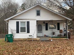 704 Hickory Chapel Rd, High Point, NC 27260
