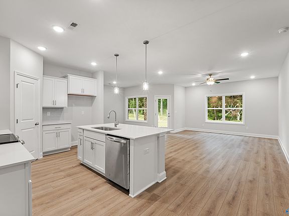 4th image of 6236 Pisgah Dr NW
