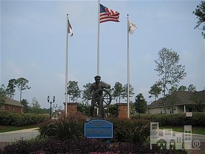 3rd image of 614 Elfin Court