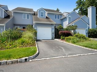 21 Knutsen Dr, West Orange, NJ 07052