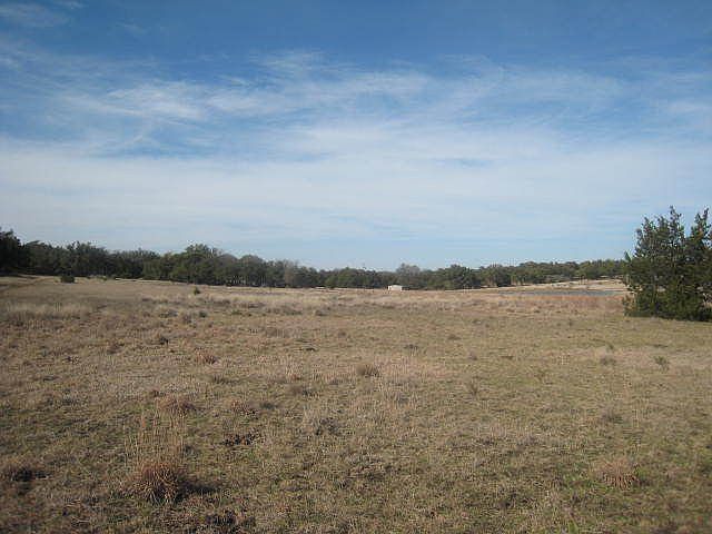2nd image of 201 Jenkins Davis Rd