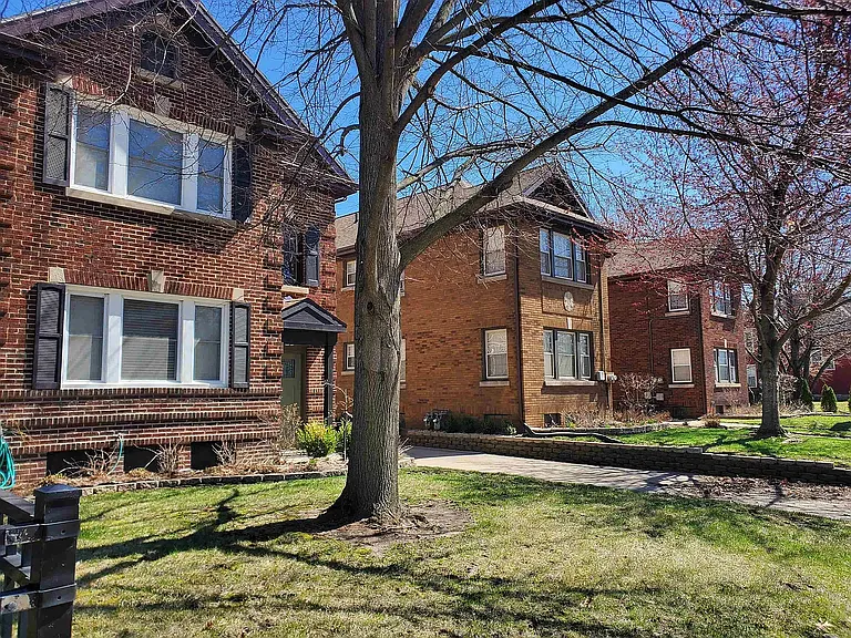 712 Seminary St — Photo 8