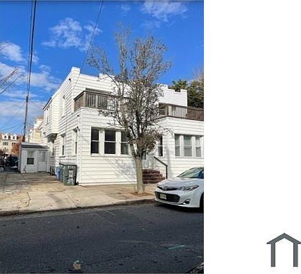 2nd image of 3917 Winchester Ave