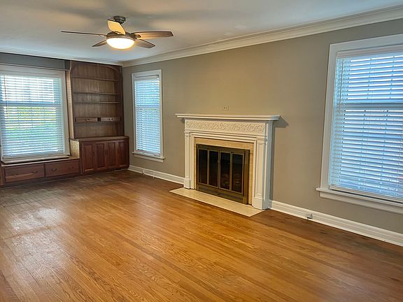 5th image of 1047 Sylvan Pl