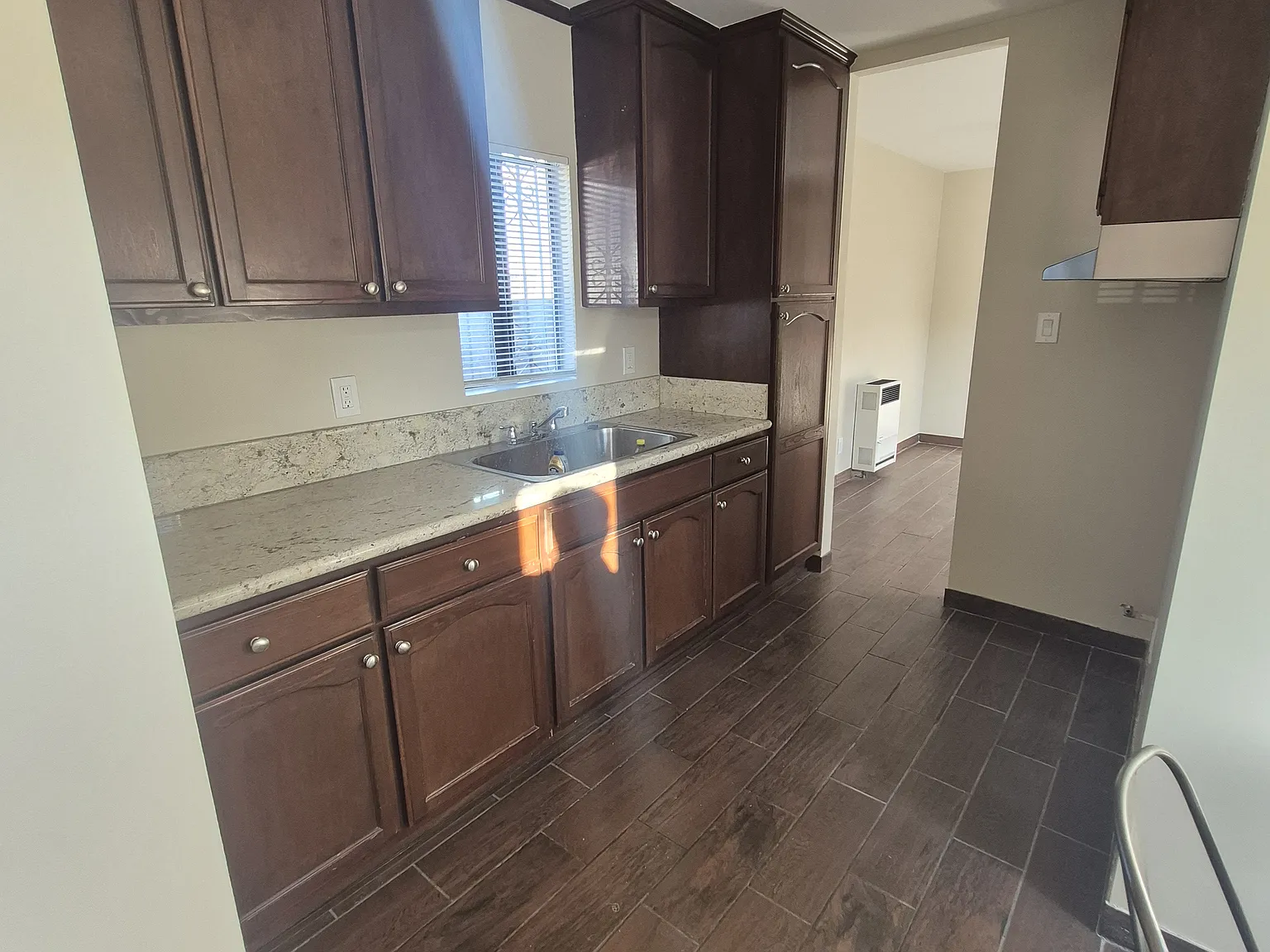 Studio, $1,400 — Photo 2