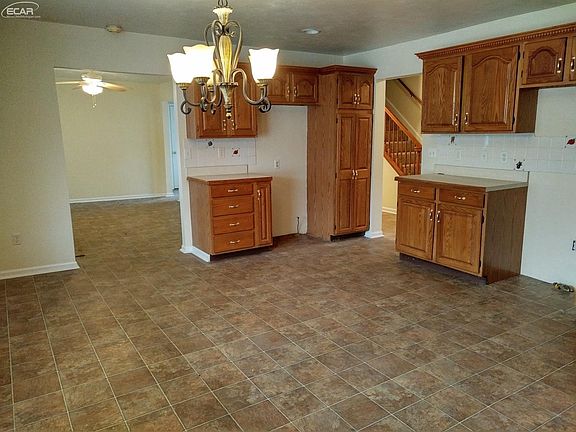 4th image of 4419 Tillie Dr