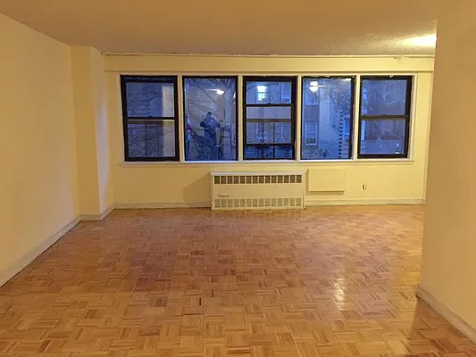 Rented by Roberto Guilbet, LREB | media 58