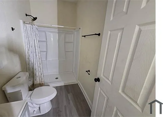 541 Woodbine St — Photo 13