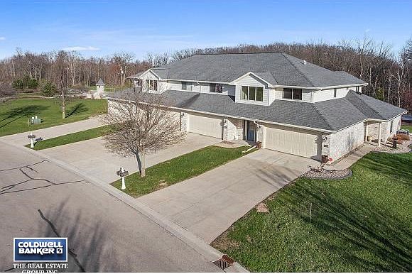 Beautiful Brink Condo