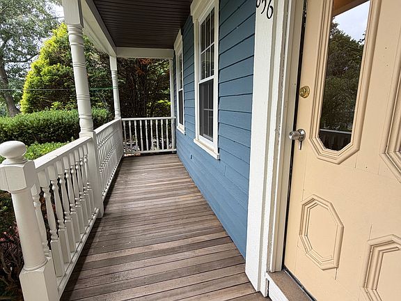 2nd image of 856 Main St #2