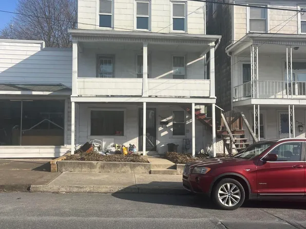 1035 W Walnut St, Coal Township, PA 17866