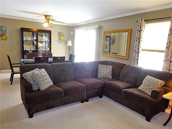 4th image of 1402 Chelsea Dr