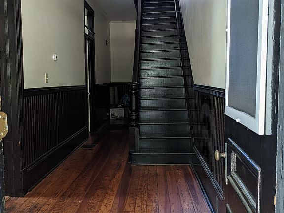 Front hall and stairs to bedrooms