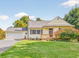 418 Jefferson Ave, Fairport, NY 14450
