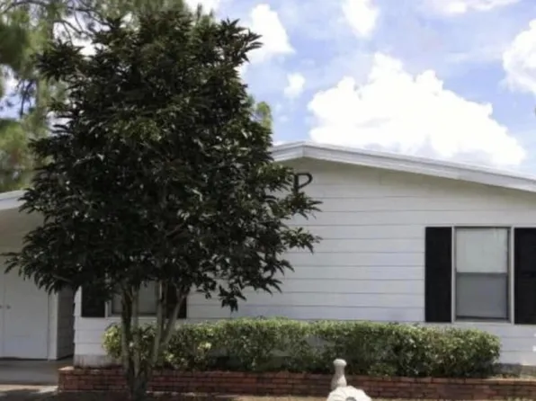 19124 Meadowbrook Court, Fort Myers, FL 33903