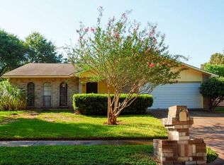 15635 Mira Monte Dr, Houston, TX 77083