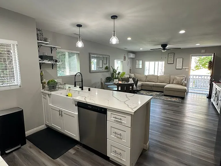 129 Norton Ave — Photo 6