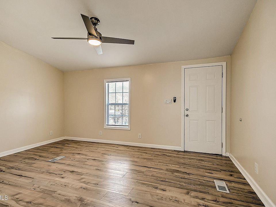 704 Church Hill Dr, Kingsport, TN 37660 | MLS #9988702 | Zillow